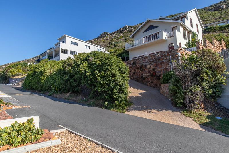 5 Bedroom Property for Sale in Fish Hoek Western Cape
